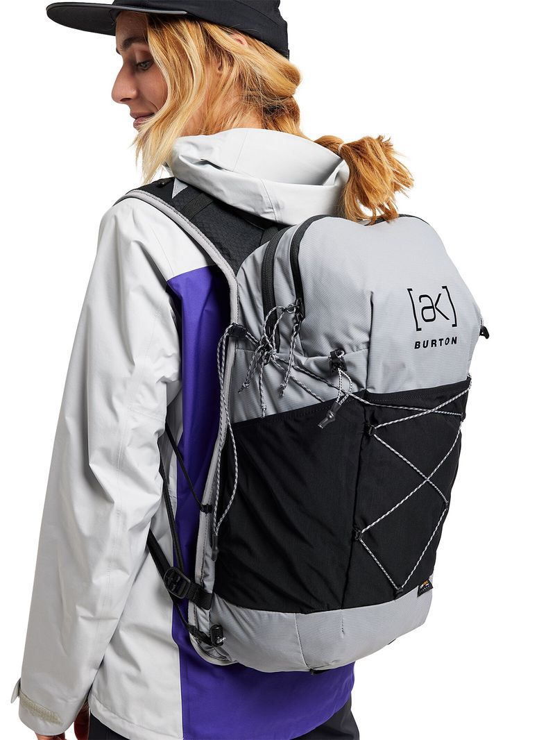 MOCHILA-UNISEX--ak--SURGENCE-20L-GRIS-BURTON